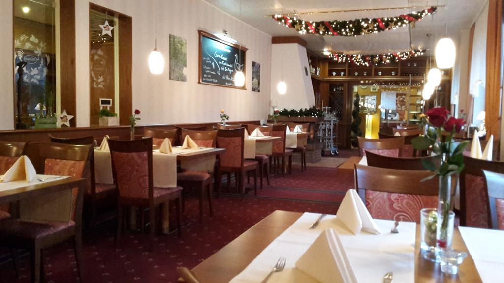 Kraeuterhotel & Restaurant Heidejaeger Mulmshorn Екстериор снимка