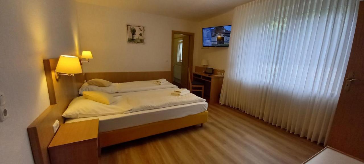 Kraeuterhotel & Restaurant Heidejaeger Mulmshorn Екстериор снимка