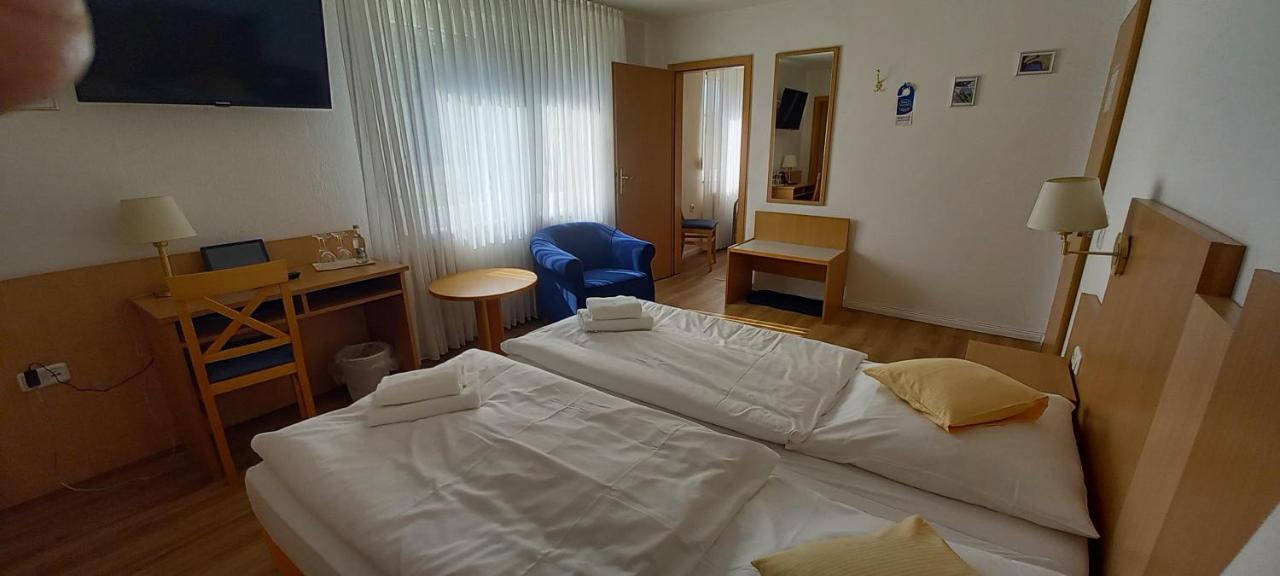 Kraeuterhotel & Restaurant Heidejaeger Mulmshorn Екстериор снимка