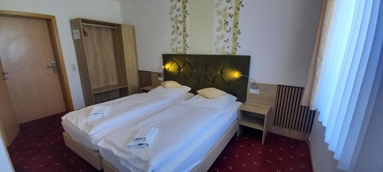 Kraeuterhotel & Restaurant Heidejaeger Mulmshorn Екстериор снимка