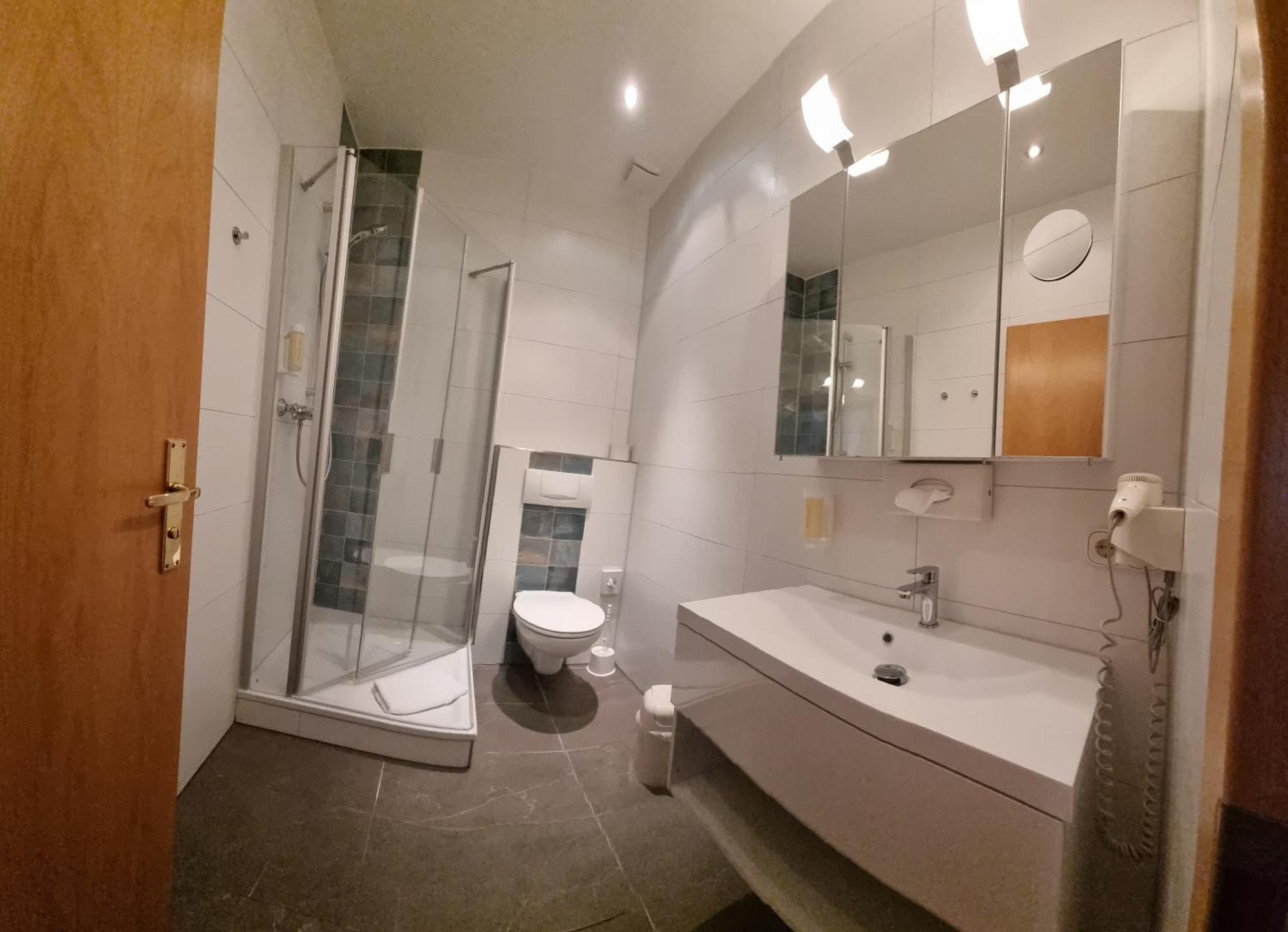 Kraeuterhotel & Restaurant Heidejaeger Mulmshorn Екстериор снимка