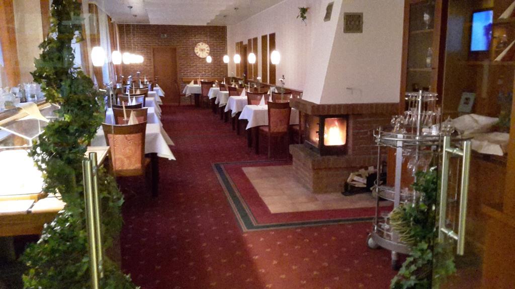 Kraeuterhotel & Restaurant Heidejaeger Mulmshorn Екстериор снимка