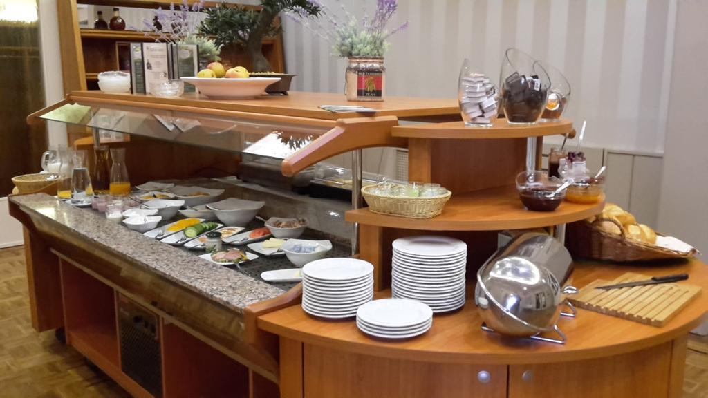 Kraeuterhotel & Restaurant Heidejaeger Mulmshorn Екстериор снимка