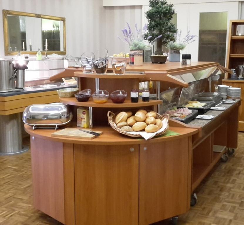 Kraeuterhotel & Restaurant Heidejaeger Mulmshorn Екстериор снимка