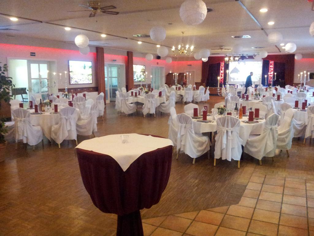Kraeuterhotel & Restaurant Heidejaeger Mulmshorn Екстериор снимка