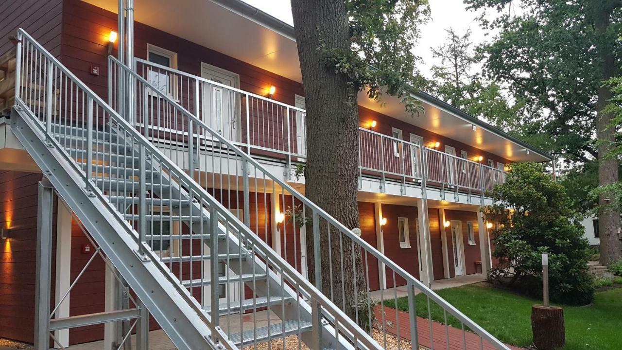 Kraeuterhotel & Restaurant Heidejaeger Mulmshorn Екстериор снимка