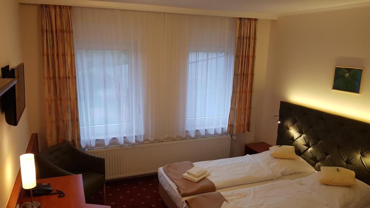 Kraeuterhotel & Restaurant Heidejaeger Mulmshorn Екстериор снимка